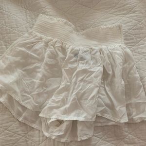 BRANDY MELVILLE SHORTS